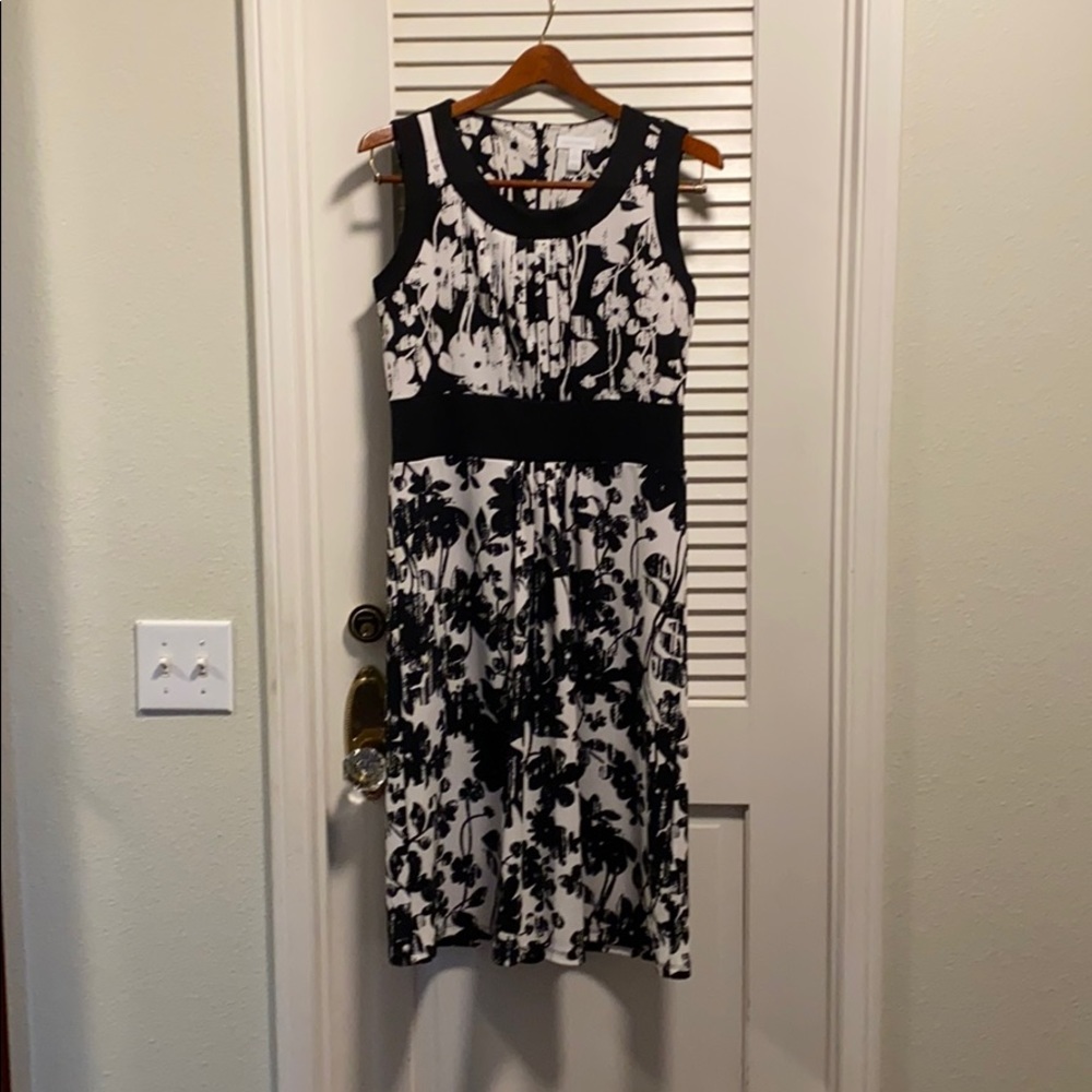 Women’s dress